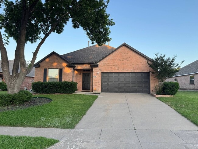 Building Photo - 3136 Deleon Dr