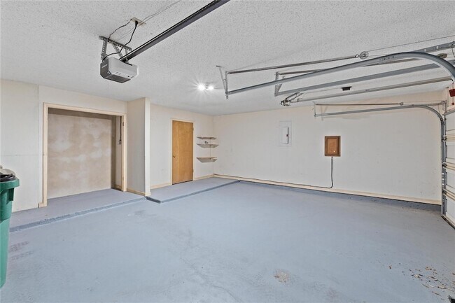Building Photo - 3845 Ranch Rd 2222