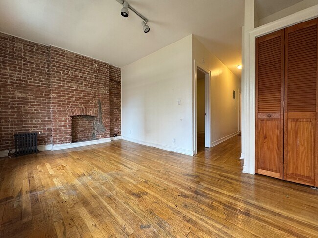 Floorplan - 3135 Broadway