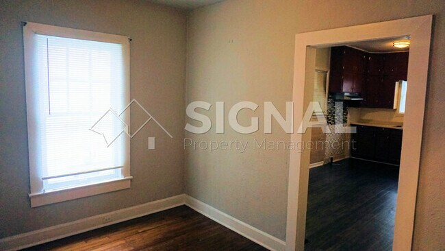 Building Photo - 7230 4th Ave S