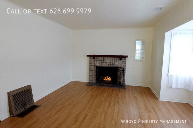 Building Photo - 3216 Brandon St