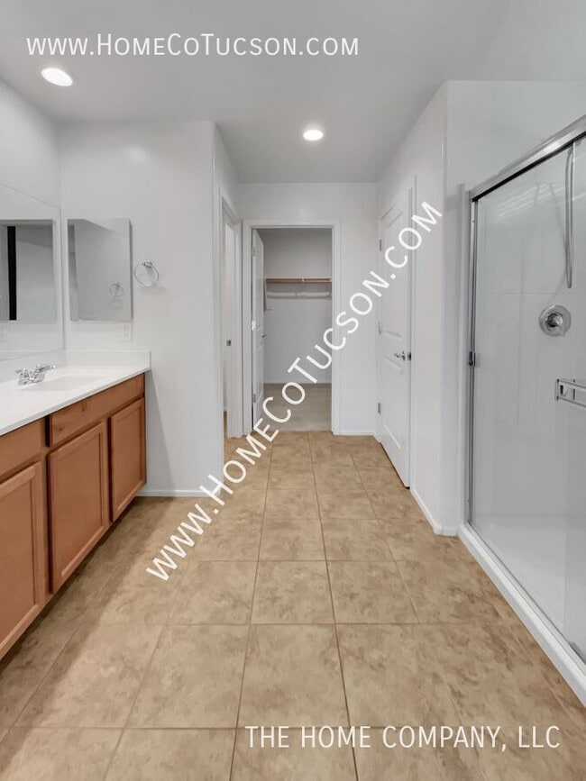 Building Photo - 7538 S Circulo Rio Blanco