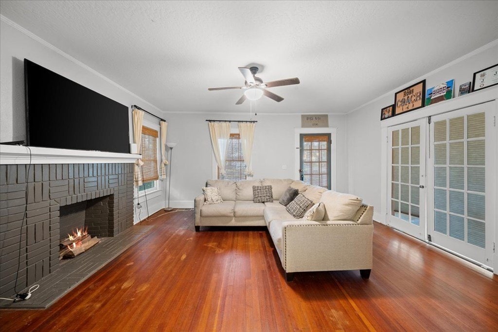 Building Photo - 1104 N 8th Ave