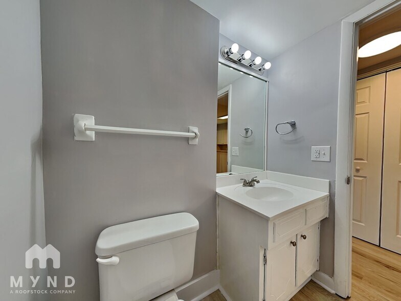 Building Photo - 5510 Country Dr