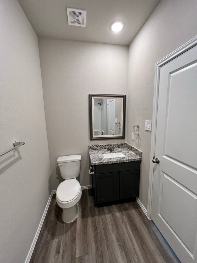 Building Photo - 11606 Vistawood St