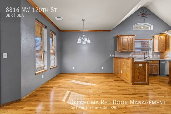 Building Photo - 8816 NW 120th St