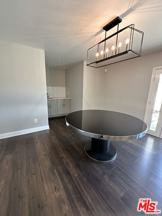 Building Photo - 10850 Remmet Ave