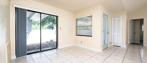 Building Photo - 4 Baywood Dr