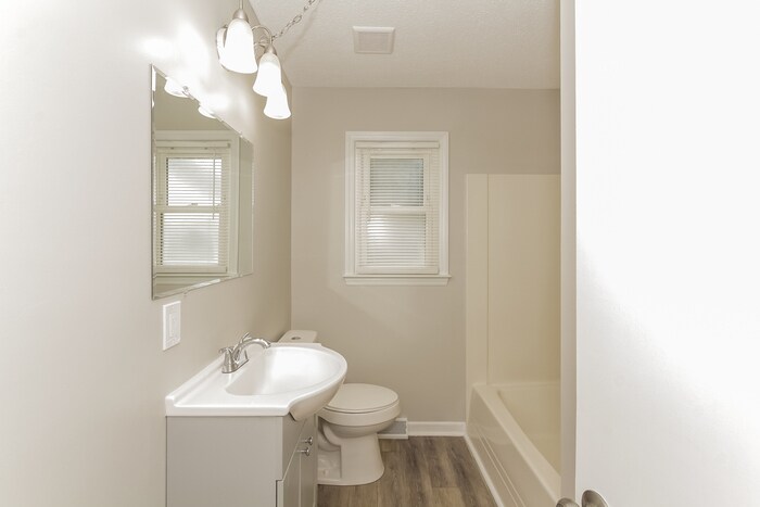 Building Photo - 4808 Jamee Dr