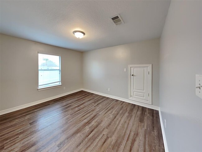 Building Photo - 3540 Firenze Dr