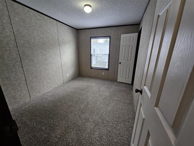 Building Photo - 268 Bay Port Cir