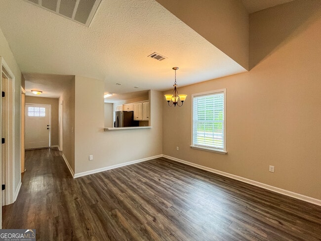 Building Photo - 546 Deerchase Ct