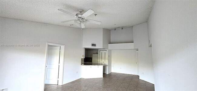Building Photo - 4149 N Haverhill Rd