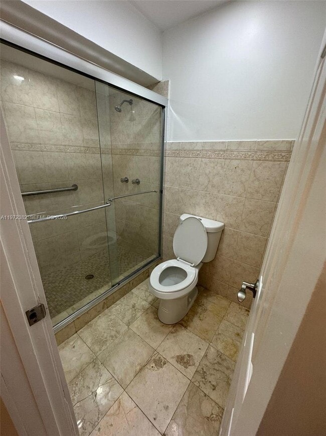 Building Photo - 842 SW 89th Ave