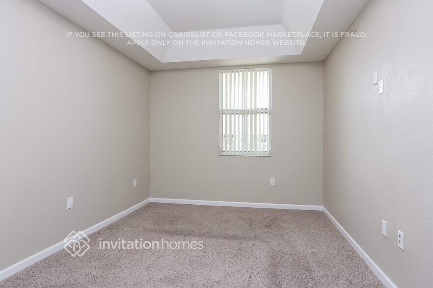 Building Photo - 10903 NW 83rd St