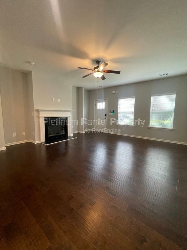 Building Photo - 841 Ambient Way