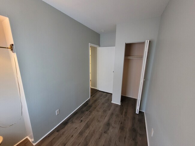 Small Bedroom - 2992 Grand Blvd