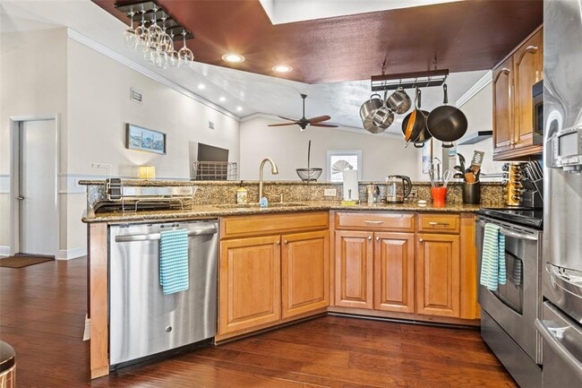 Building Photo - 6701 Leeward Isle Way