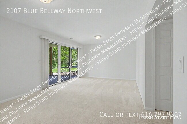 Building Photo - 2107 Blue Bell Way