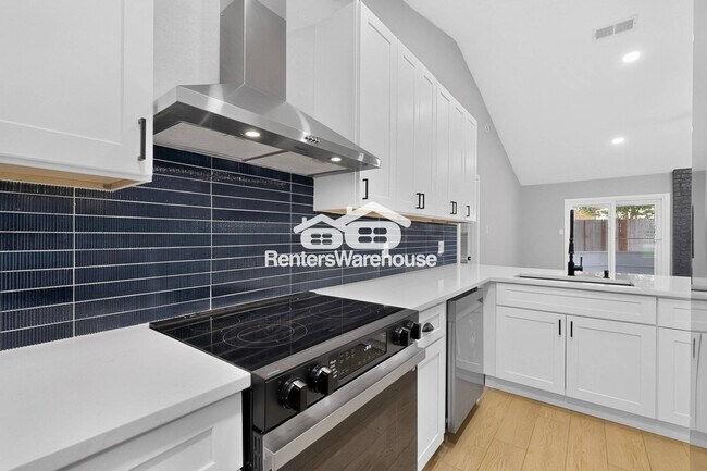 Building Photo - 3945 Spoonwood Ln