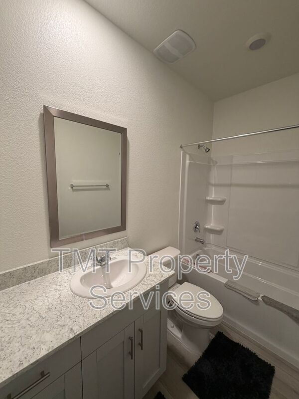 Building Photo - 1705 Orchid Ave