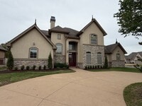 Building Photo - 3605 N Narcissus Ave