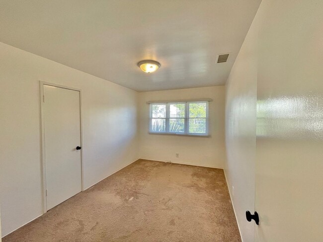 Building Photo - Charming West LA Home!