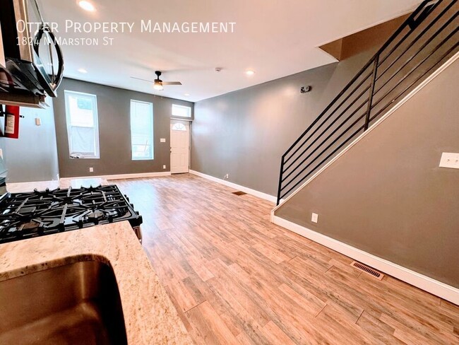 Building Photo - 1824 N Marston St