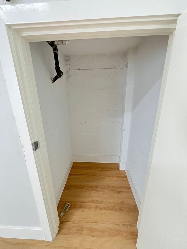 Building Photo - 5701 International Blvd