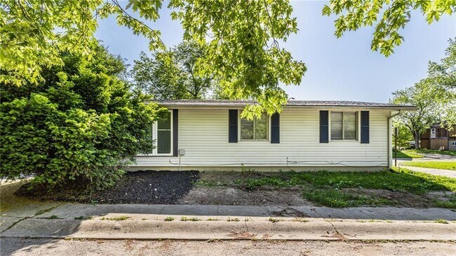 Building Photo - 2322 Silver Maple Ct