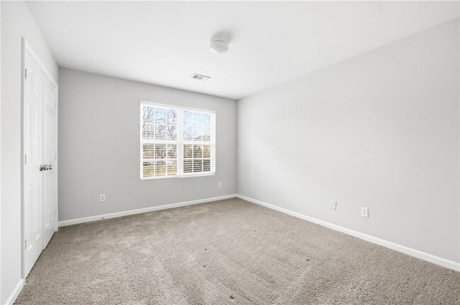 Building Photo - 103 Lilli Ln