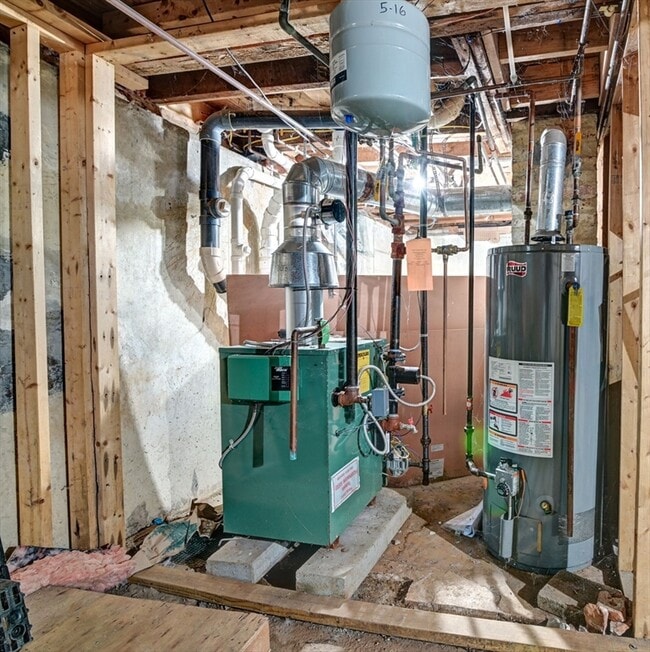 Building Photo - 30 Thayer Ave