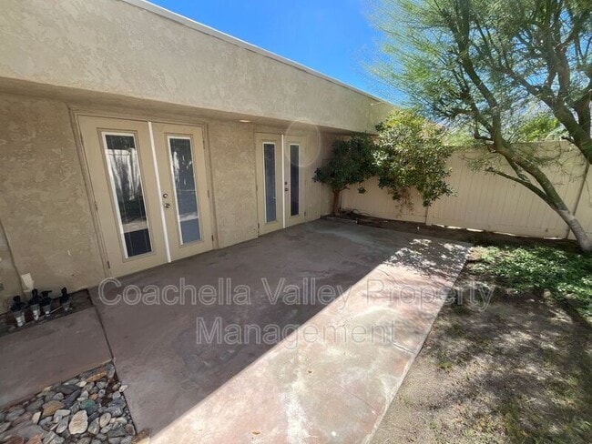 Building Photo - 2961 Sunflower Cir W