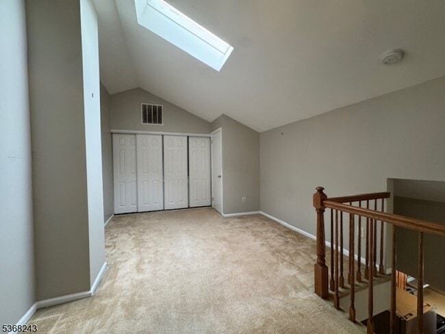 Building Photo - 64 Bentley Ct