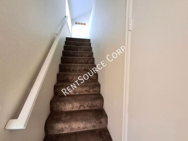 Building Photo - 23902 Ranney House Ct