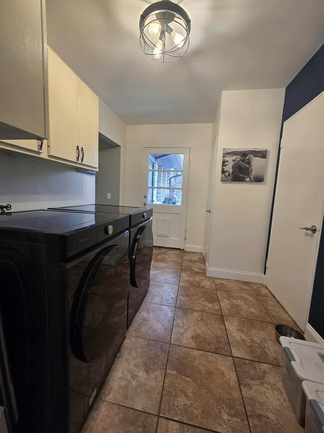 Building Photo - Gorgeous home for Rent!