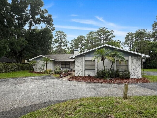 Building Photo - 18306 Crawley Rd