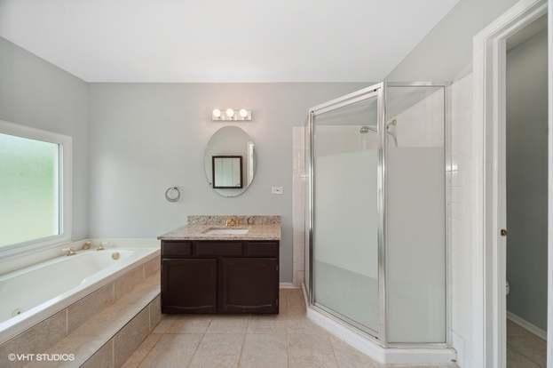 Building Photo - 1270 S Paddock Dr