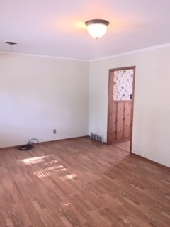 Building Photo - Three Bed / Two Bath Home