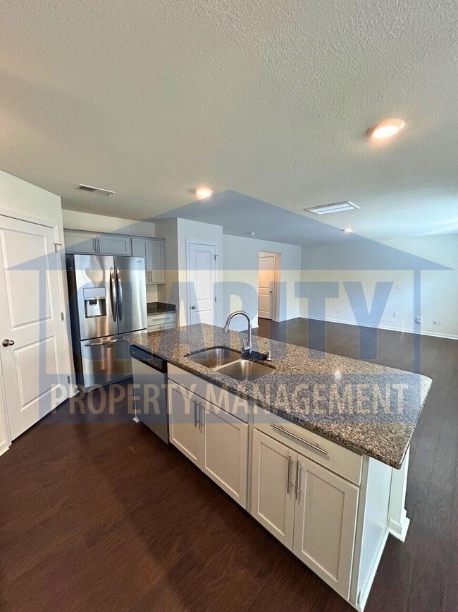 Building Photo - 3336 Harmony Ct NE