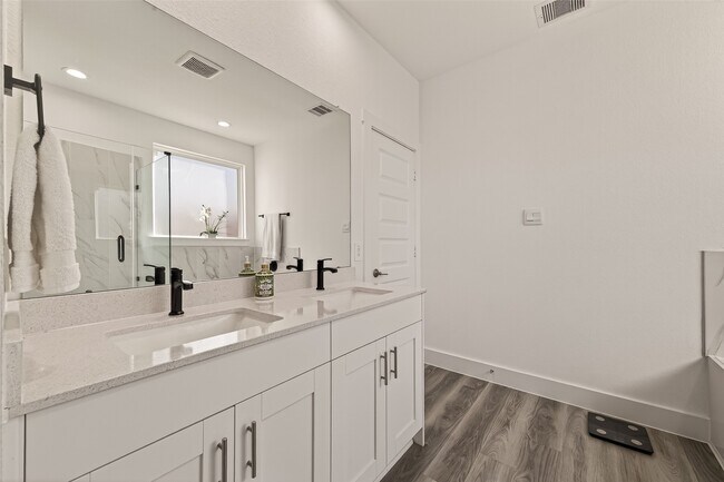 Building Photo - 3415 Dursley Landing Ct