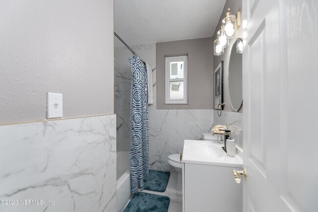 Building Photo - 5262 Tulane Ave