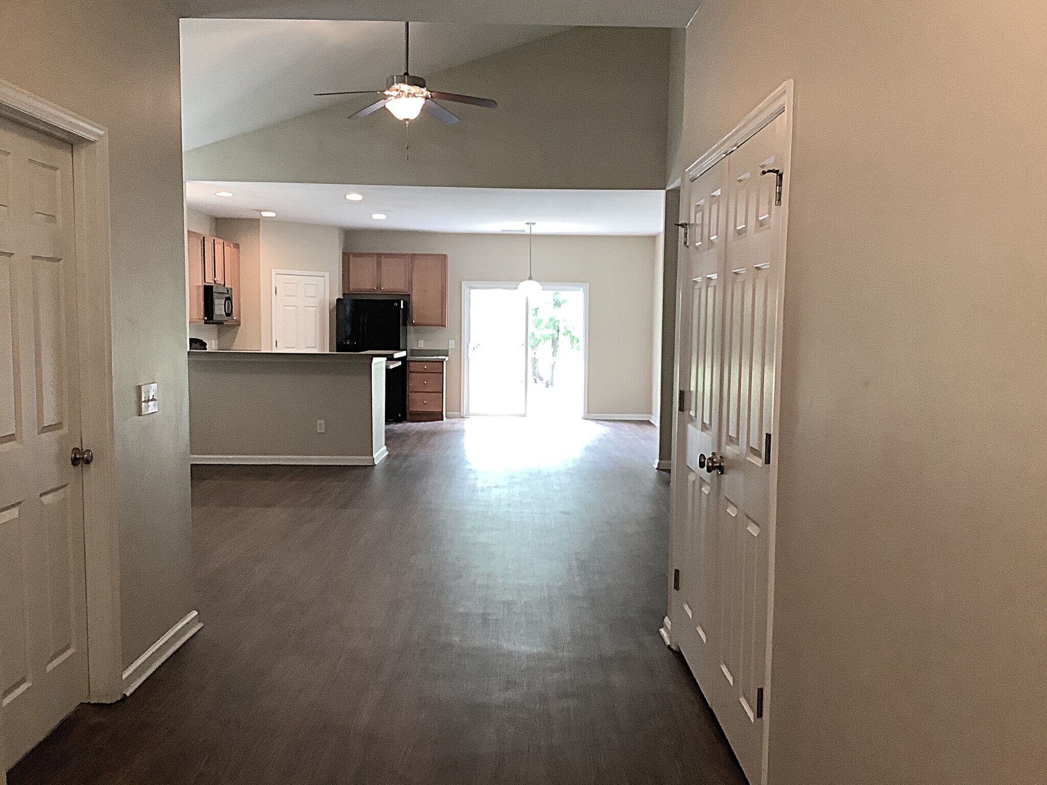 Building Photo - 8029 Hyannis Ct