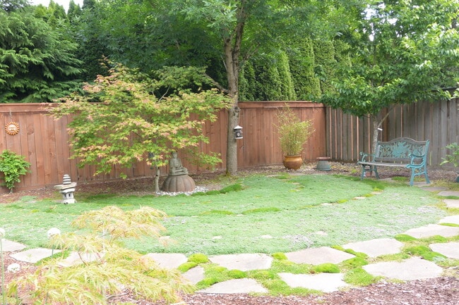 Building Photo - 1365 SE 194th Pl