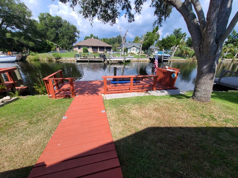 Building Photo - 11631 W Riverhaven Dr