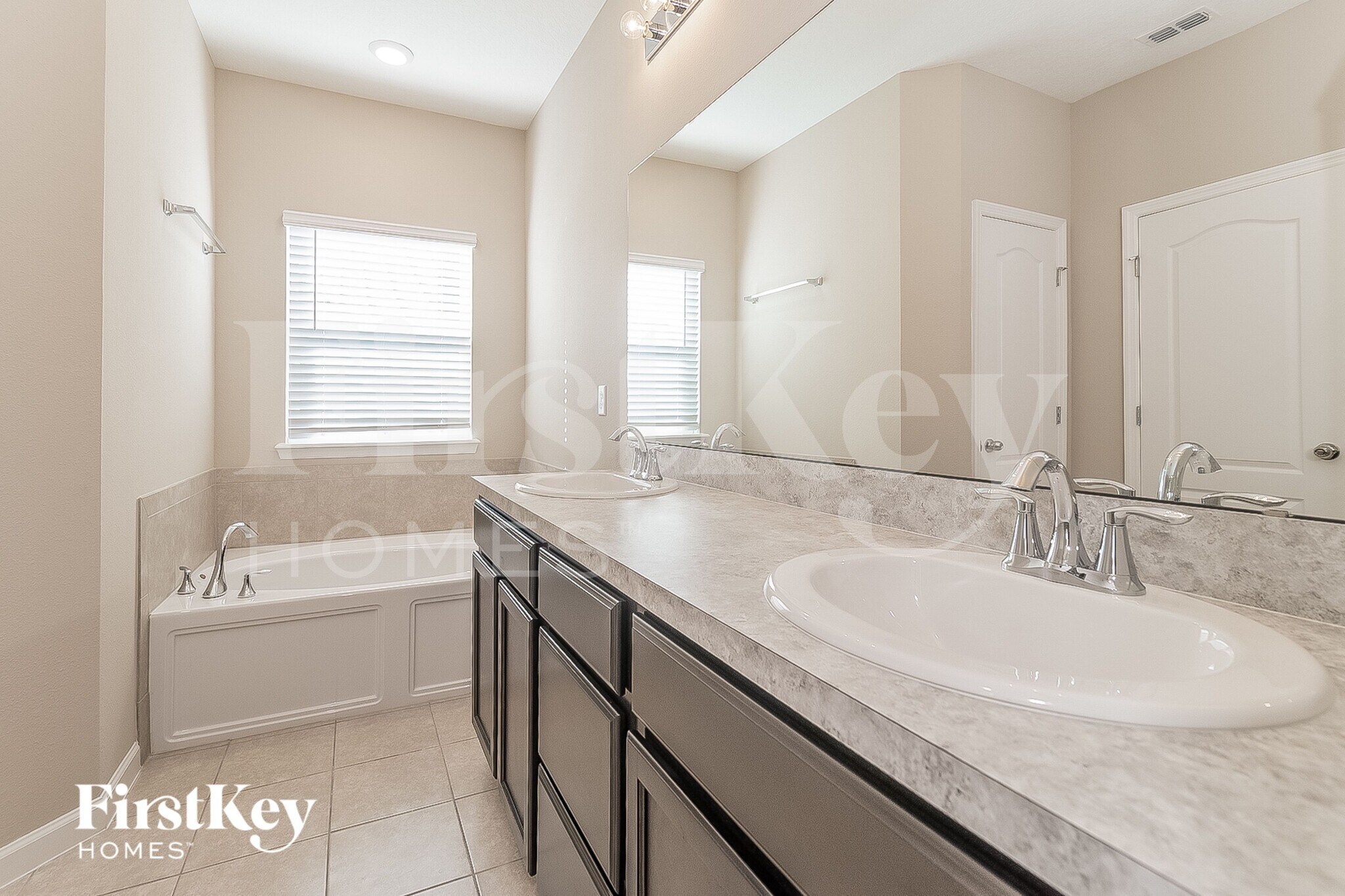 Building Photo - 5659 Kellar Cir