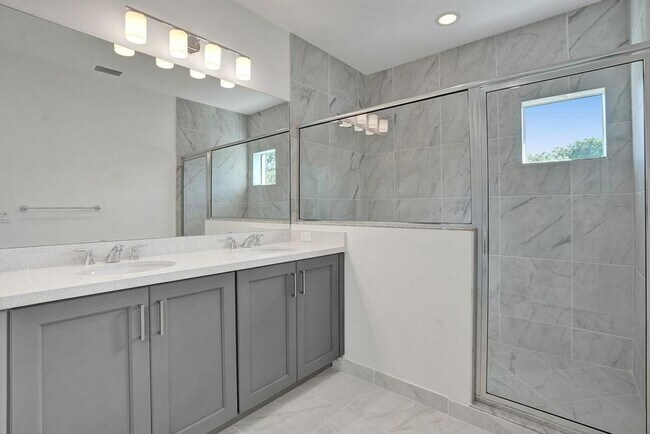 Building Photo - Gorgeous New 3 bedroom 2.5 Townhouse in Deerfield Beach, Sandpiper Pointe (2 Story)
