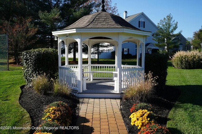 Building Photo - 192 Tarpon Dr