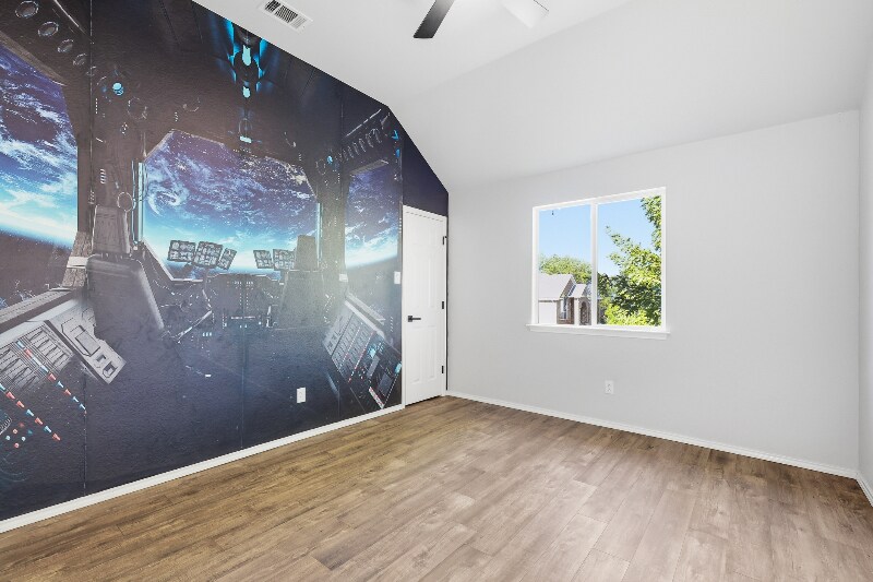 Building Photo - 4101 Watersedge Dr