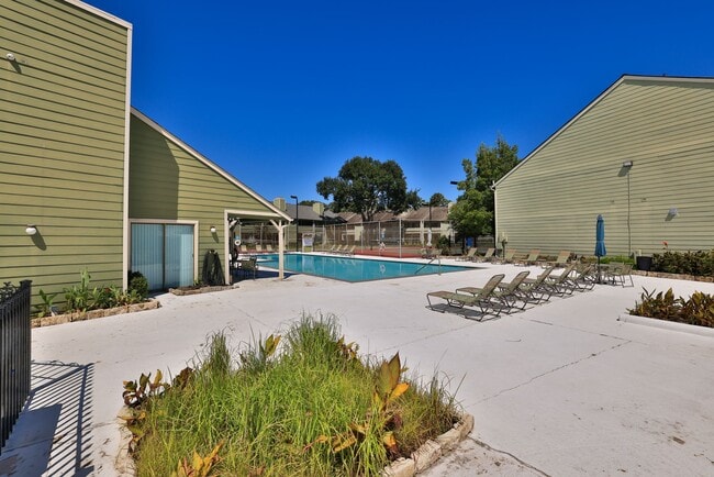 Building Photo - 14777 Wunderlich Dr